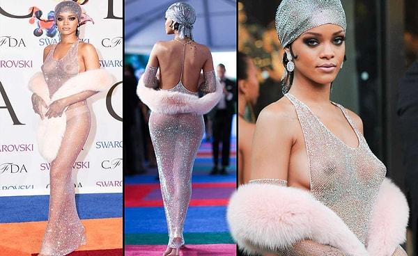 13. Rihanna, CFDA 2014 Ödül Törenine tamamı Swarovski taşlarla süslenmiş şeffaf bir elbiseyle katılmıştı.