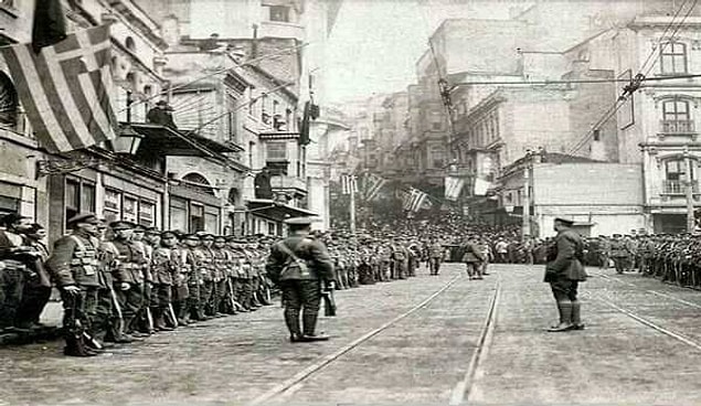 Zor günler geçirdim, özellikle de ismimin verileceği yıllarda.