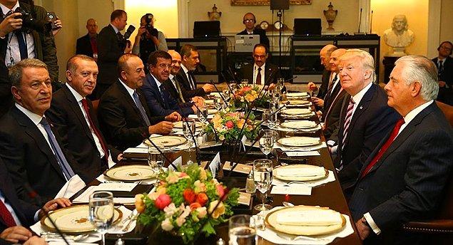 Erdoğan ve Trump, görüşme ardından yemekte de bir araya geldi.