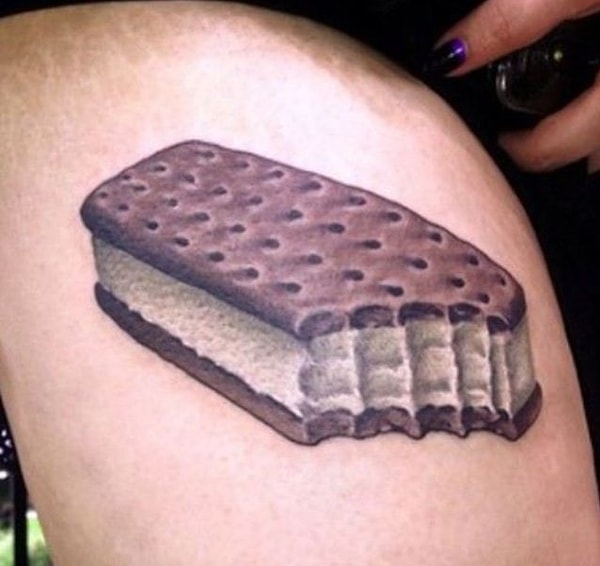 3. Это мороженое выглядит настолько соблазнительно, что так и хочется откусить кусочек 😋