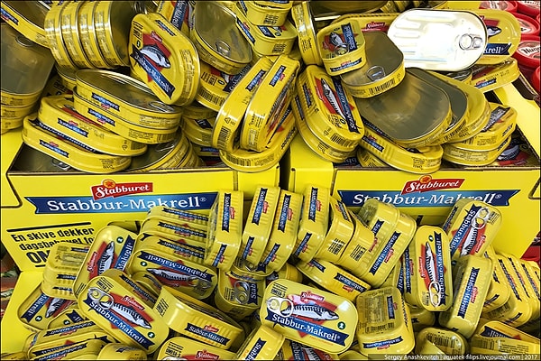 8. Макрель в банках