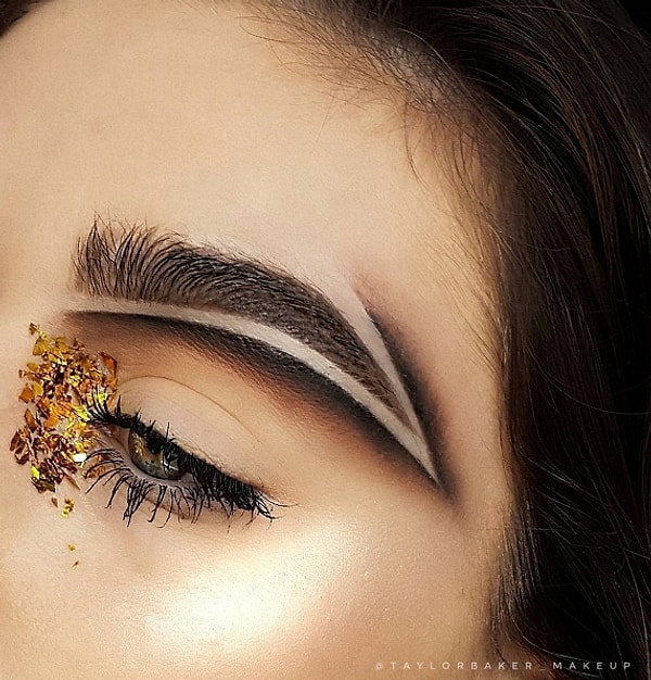 6. Тренд тут же подхватили визажисты и бьюти-блогеры всего мира.