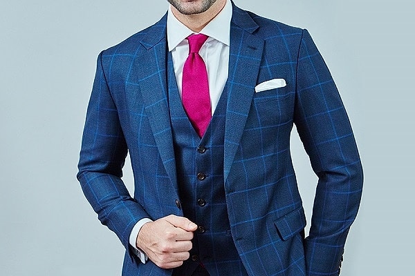 4. Вам кажется, что вы совсем не умеете завязывать галстук правильно?