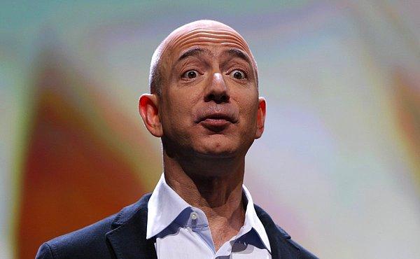 21. Jeff Bezos'un çok sert bir yönetici olduğu ve bunu kontrol altına almak için bir liderlik koçuyla çalıştığı bilinir.