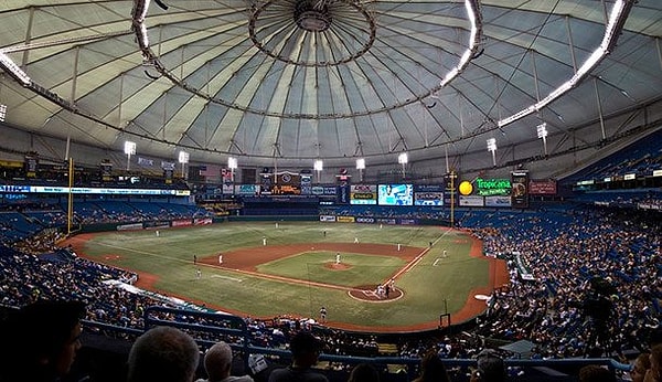 11. Стадион "Тропикана-филд" (США)