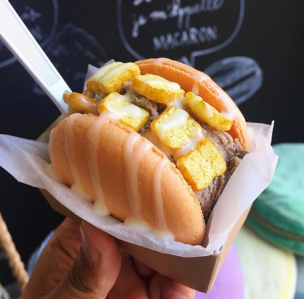 16. Необычайно популярными в последнее время стали сладкие сэндвичи: