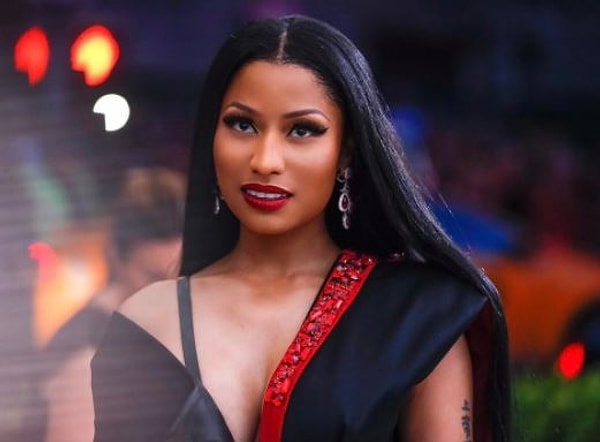 11. Ники Минаж страдает акрофобией (боязнью высоты)