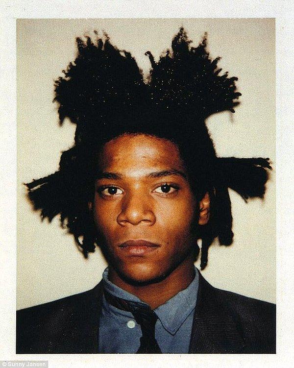 Bu da hırçın ve sıra dışılığıyla tanınan Basquiat'ı Picasso, Giacommetti, Warhol ve Francis Bacon gibi sanatçıların arasına koymuş oldu.