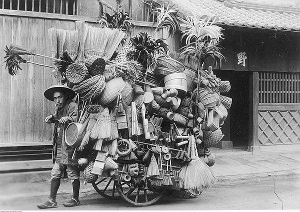 15. Japon sokak satıcısı, 1930'lar.