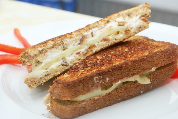 8. Сыр "Монтерей Джек"