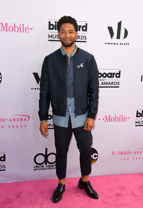 17. Джусси Смоллетт