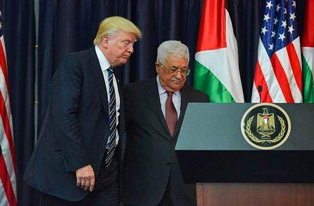ABD Başkanı Donald Trump, Filistin lideri Mahmud Abbas ile  düzenlediği ortak basın toplantısı sırasında “Çok sayıda genç, güzel ve masum insan, hayatın keyfini çıkarırken, ezik şeytanlar tarafından öldürüldü” dedi.