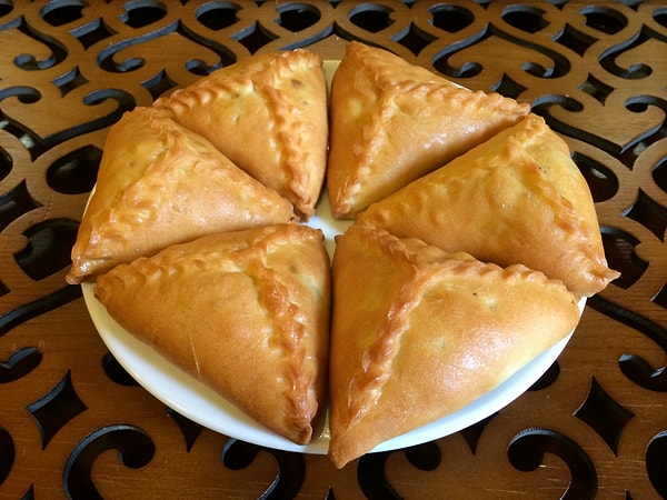 4. Ты любишь эчпочмак, элеш и чак-чак