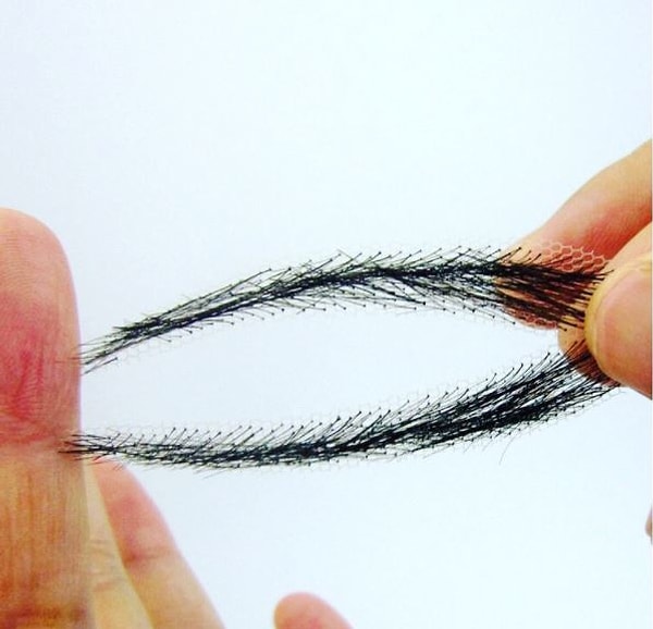 6. Благодаря прозрачной подкладке парик смотрится очень натурально.