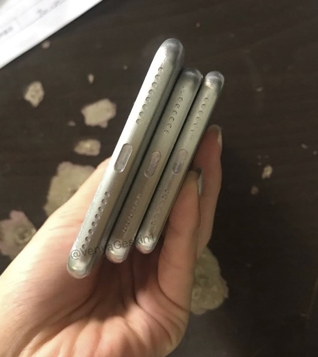 Yeni iPhone'un şarj ve kulaklık girişinin değişeceği konuşuluyordu.