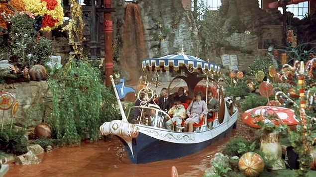 9. Willy Wonka ve Çikolata Fabrikası, Roald Dahl