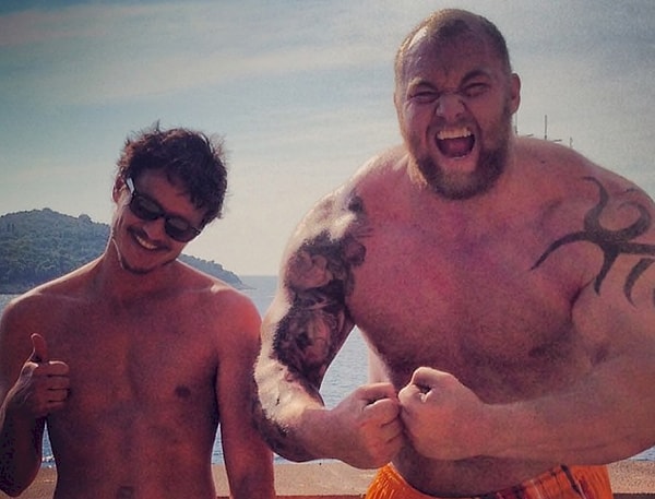 11. Хафтор Бьёрнссон (Гора) является лишь третьим по силе человеком в мире.