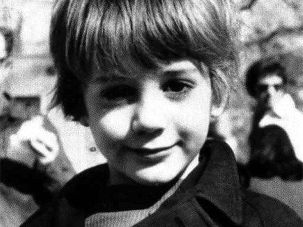 9. И наконец: на фото, конечно же,...?