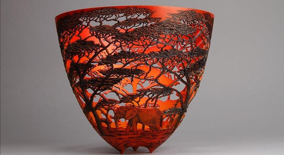 Прекрасные пейзажи, вырезанные на деревянных чашах, от кенийского мастера поражают воображение