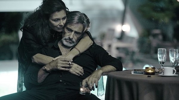 6. Самая большая сила мужчины — любящая женщина. Она — его честь, его вера, его достоинство!