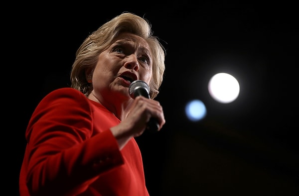 2. Хиллари Клинтон