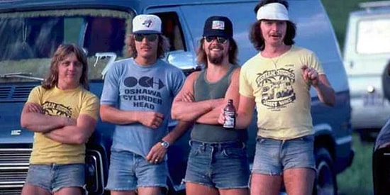 Ультракороткие шортики: Тренд из 70-х, который мужчины не захотят вспоминать