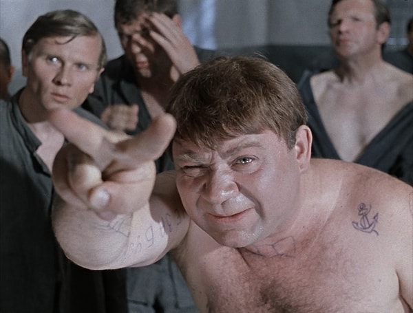 3. Кстати, вся блатная речь в фильме появилась благодаря режиссеру – пригодился тюремный опыт.