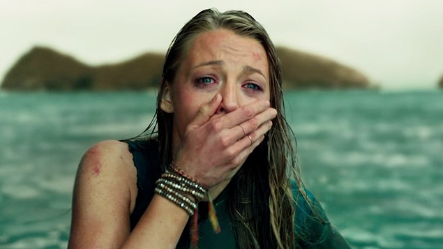 4. Dergi kapaklarında her ay karşımızda olan Blake Lively'nin oyunculuğunun ahım şahım olduğunu söyleyen çıkmaz herhalde.