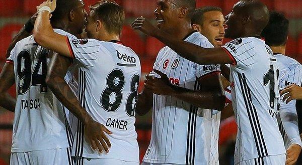 4. Hafta: Akhisar Bld.Spor - Beşiktaş: 0 - 2