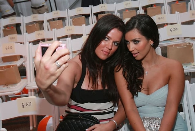 19. Remember selfies BEFORE front-facing cameras?