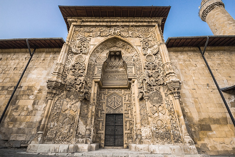 Divriği Ulu Cami'nin Tarihi Hakkında Öğrenmeniz Gereken 8 Bilgi