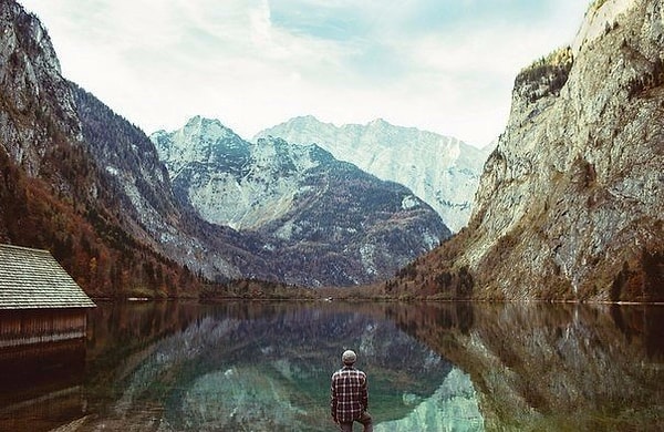 11. Никогда никого не слушай. Никогда ни на кого не надейся. Никогда ни от кого ничего не жди. Просто возьми и сделай все сам. Поверь, это намного проще.