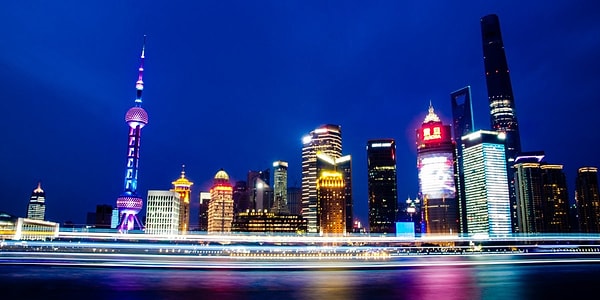 Сегодня это невероятный футуристический город.