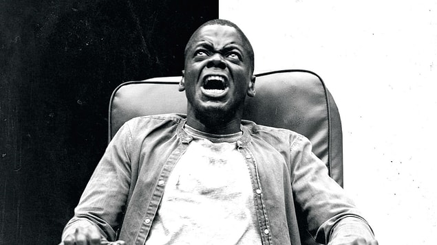 3. Erkam, “ırkçılık eksenli bir gerilim filmi yaptık ama ırkçılara değil de iki yüzlü liberallere çaktık” filmi dediği "Get Out" filmini öneriyor.