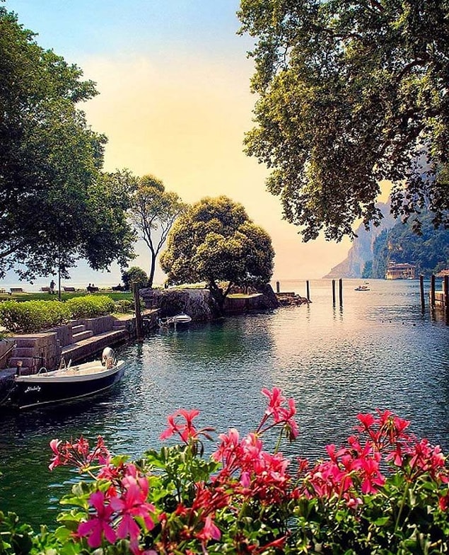29. 📍Riva del Garda 📷 @matteorighiphotography ·