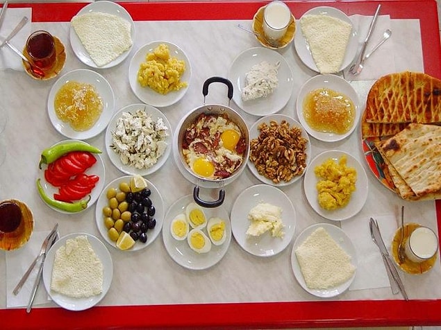 4. Ve ilk sahura kalkılır...