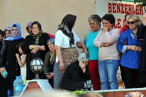 Minik Eylül'ün cenazesi dün Koru Mezarlığı'nda gözyaşları içinde toprağa verildi.