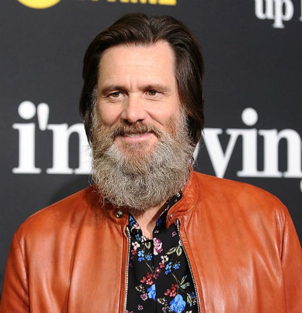 3. Недавно в Лос-Анджелесе прошла презентация нового творения, на которую Джим пришел в довольно экстравагантном виде.