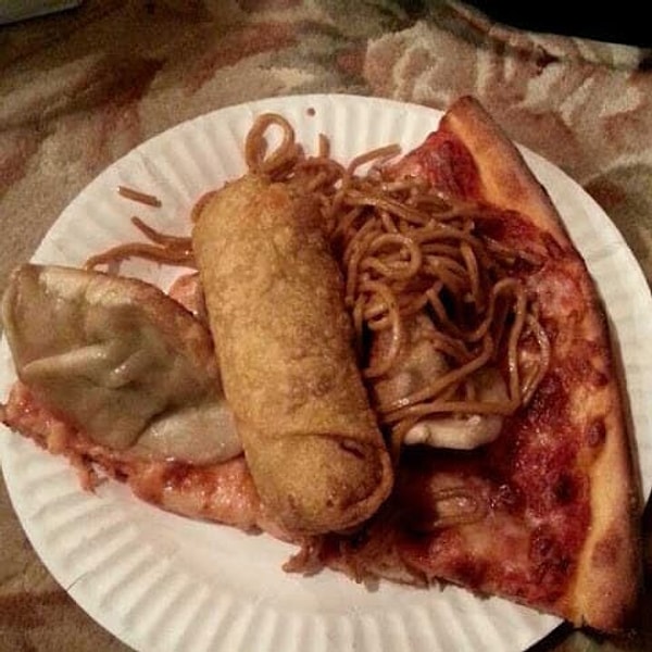 10. Многие бы не осмелились ТАК смешивать кухни...