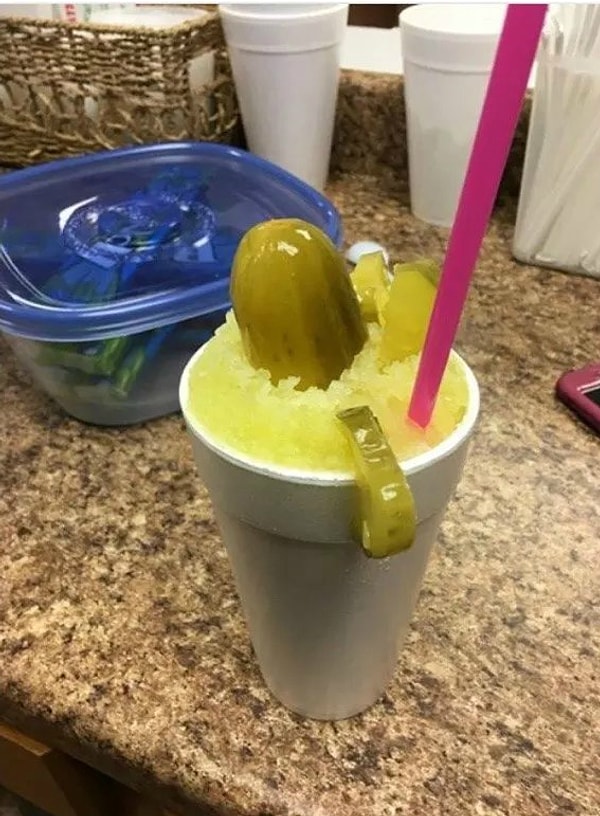 8. Слаш из огуречного рассола? Ну только если вчера вы на славу повеселились!