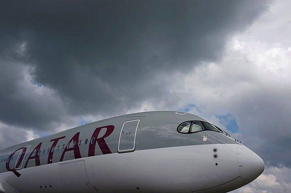 Ayrıca hava yolları Etihad ve Flydubai, Katar'a uçuşları yarın sabah durduracaklarını açıkladı.