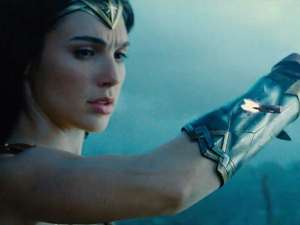 Gadot'a göre Wonder Woman ya da Diana, herkesin bağlantı kurabileceği bir karakter.