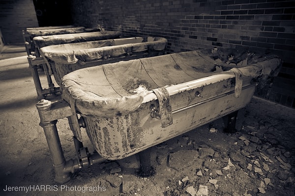 For treatment, patients were put into very hot or very cold water baths by force depending on the mental situation they were in.