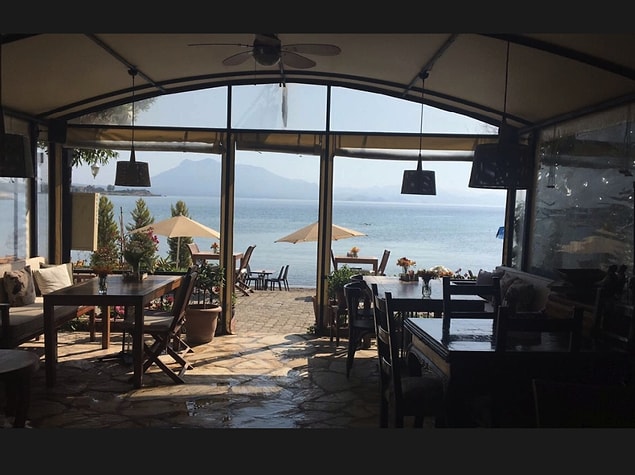 12. Cafe Inn