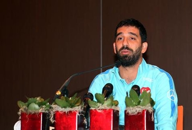Mehmet Demirkol'un yorumuna göre Arda'nın hedefi Bilal Meşe değil. Bizzat Fatih Terim ve Demirören.