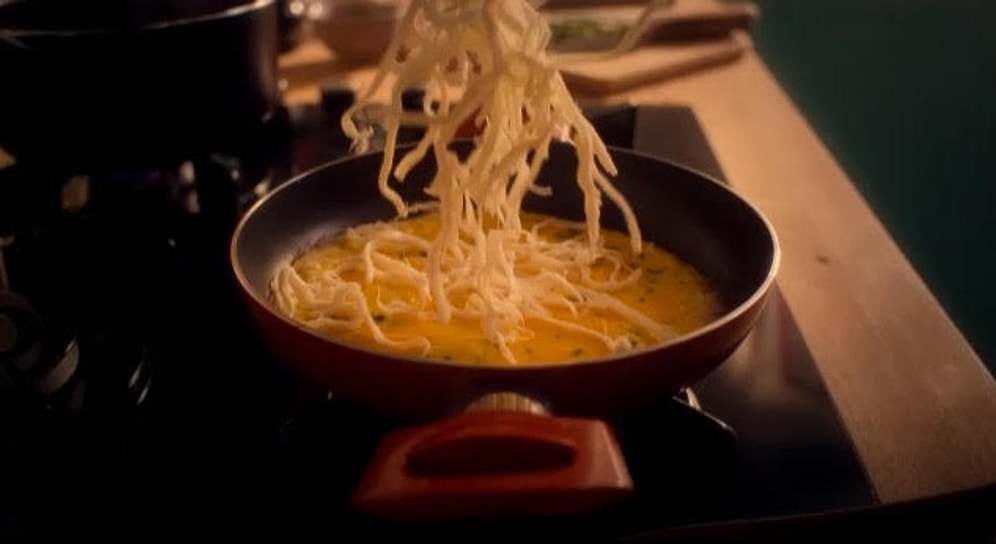 Tel Tel Döküldük, Eridik, Bittik! 60 Yıldır Sizi Lezzetle Buluşturmak için Neler Neler Çektik!