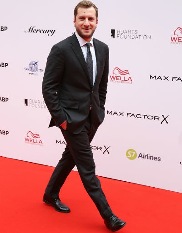 17. Резо Гигинеишвили