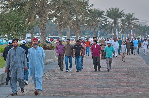 4. Katar nüfusu 2,3 milyon civarında.