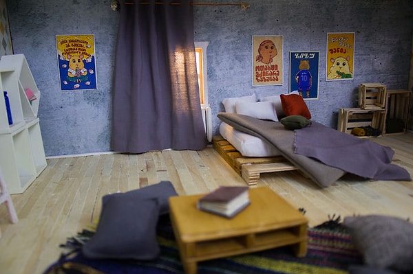 16. А это комната для мальчика. Кровать, конечно же, не заправлена