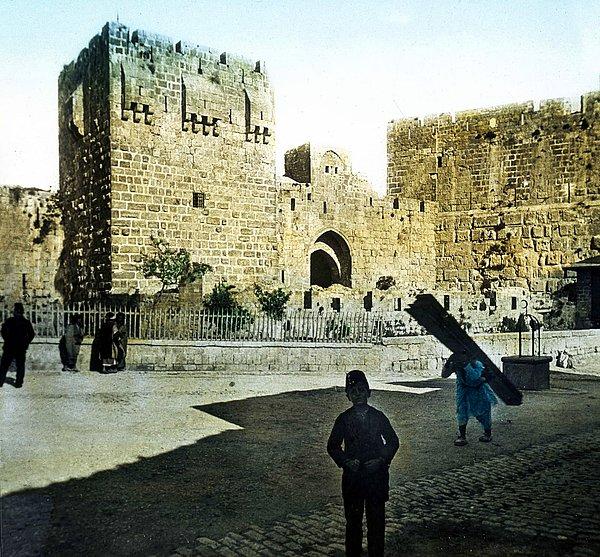 15. Kudüs Sokakları - Bilinmeyen Sanatçı, 20. yy başları Roger-Viollet Koleksiyonundan